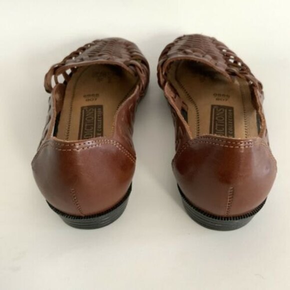 Predictions Brown Leather Woven Flats 7 Wide - Picture 7 of 10